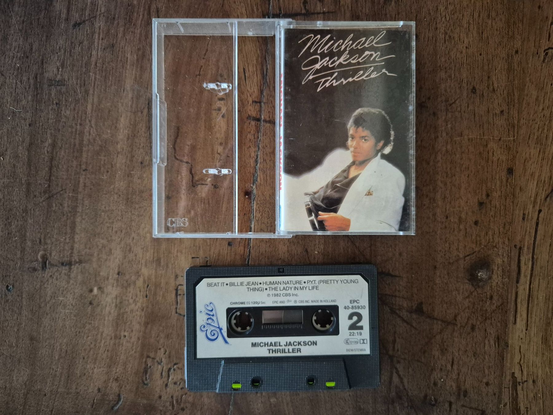 Kompaktkassetten: Michael Jackson Thriller cassette 1987 – Gebraucht aus Savièse von coeur88 2