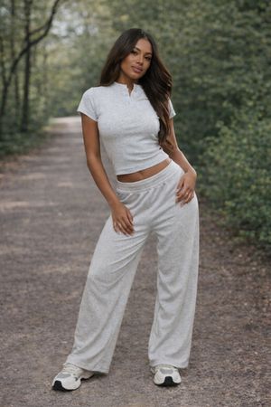 Grauer Loungewear Anzug