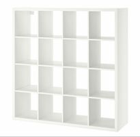 IKEA KALLAX Regal 4×4 (147 × 147 cm)