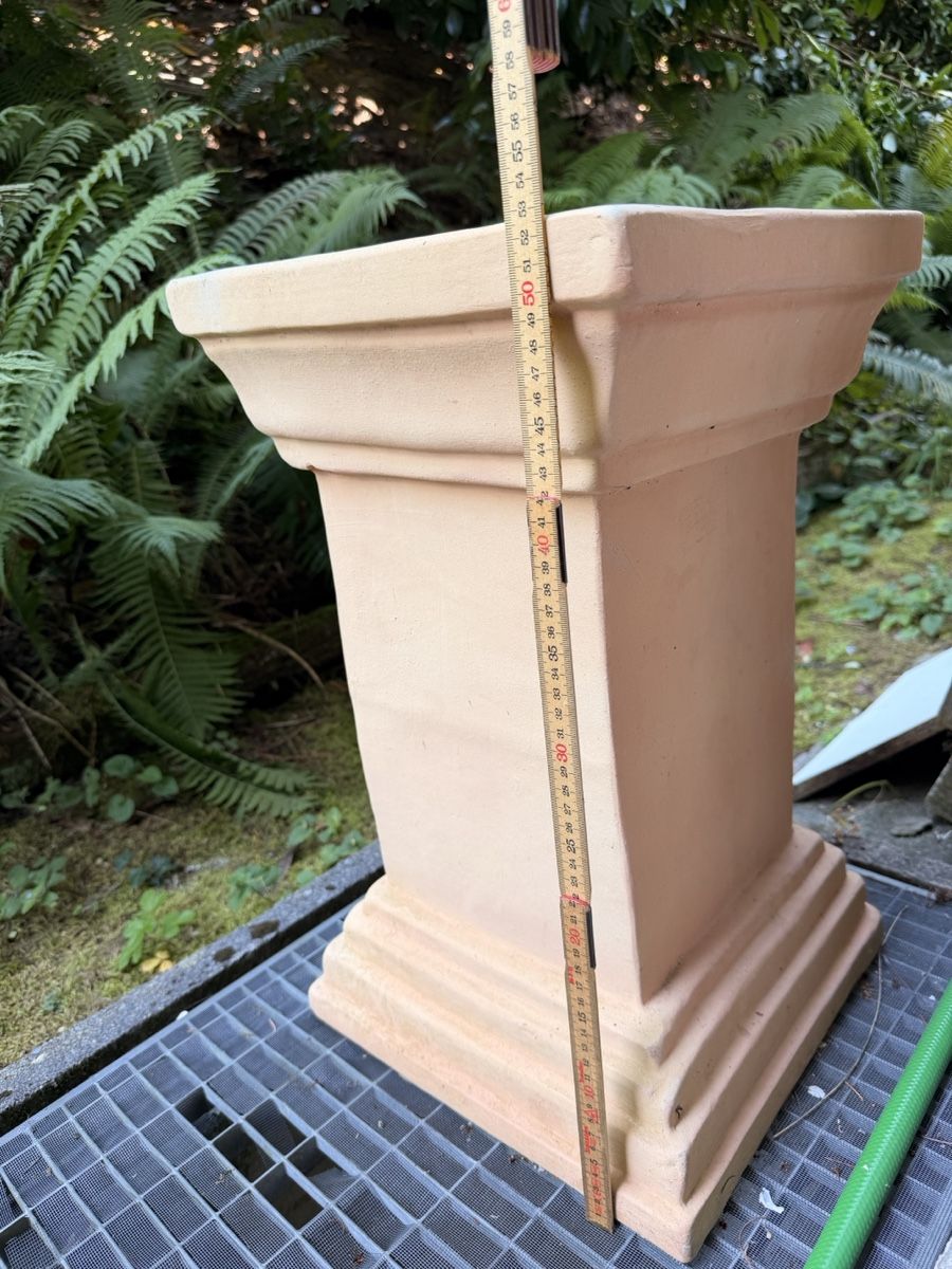 Autres décorations & accessoires: Terracotta Decor Element - ca 53cm hoch – D'occasion à Richterswil par Denhaltnoed 1