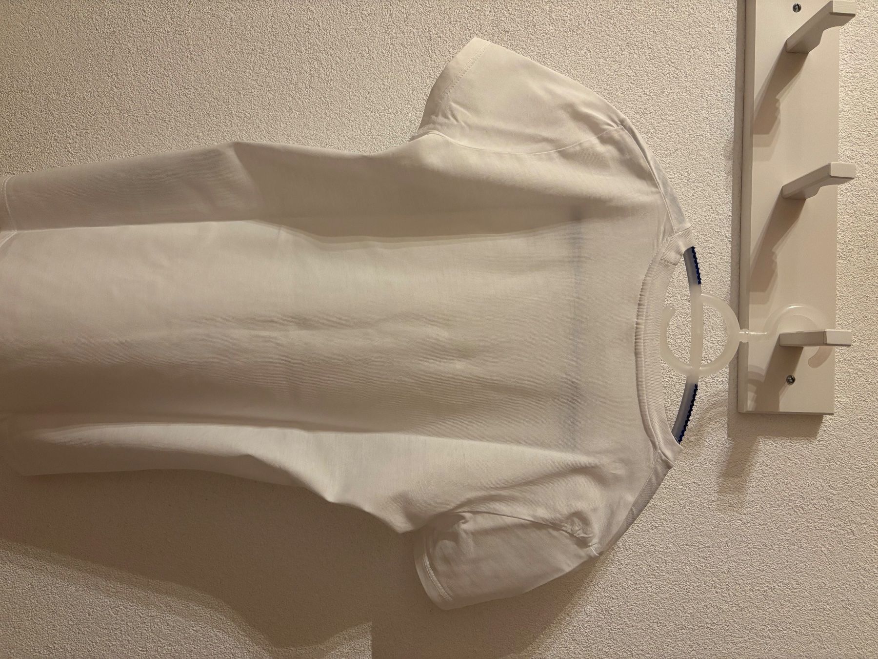 Levi's T-shirt: T-shirt – Usato da Grandvillard venduto da Elsa.Del 1