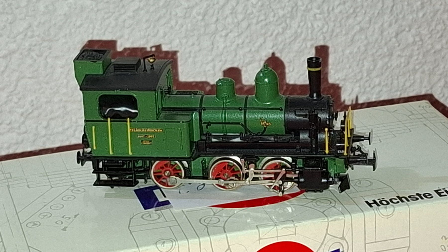 Liliput Modellini di ferrovie: Liliput: Tigerli von Feldschlösschen, AC, analog – Usato da Märwil venduto da Siebenzipfel 1