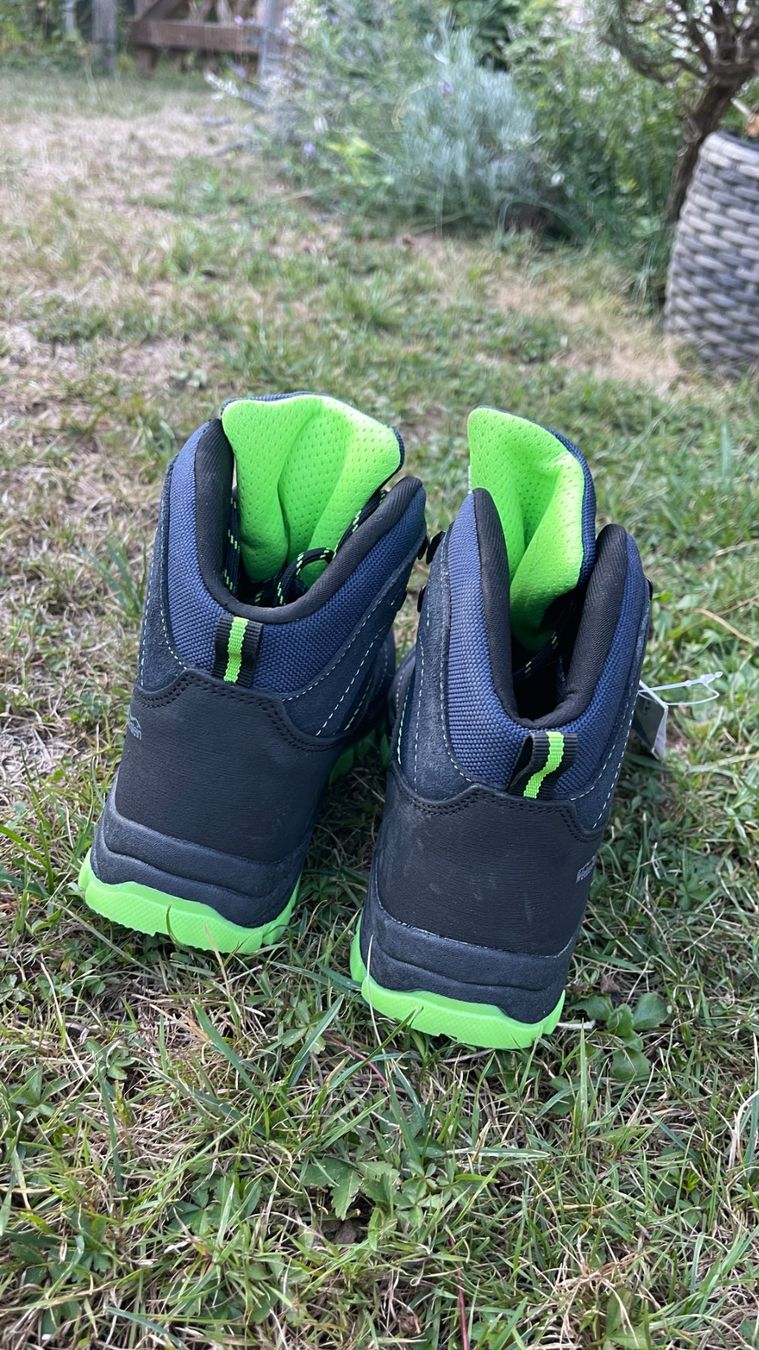 Scarpe da uomo: NEUE Wanderschuhe, Trekkingschuhe von Weissenstein, Gr. 35 – Nuovo e nell'imballaggio originale da Berikon venduto da Samira08 5