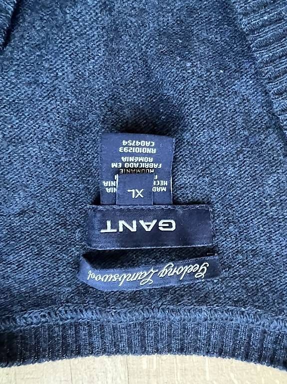 Pullover & Sweatshirts: Gant Lammwolle Pullover Crew Neck – Gebraucht aus Effretikon von kia_c6fv 2
