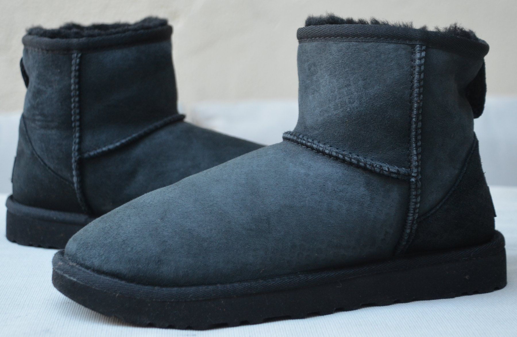Ugg Scarpe da donna: UGG Classic Mini II .38 – Usato da Collonges venduto da arashee 1