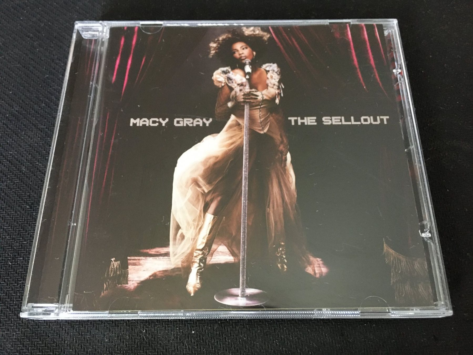 CD: Macy Gray - The Sellout -CD- – Usato da St.Gallen venduto da MedienJoe