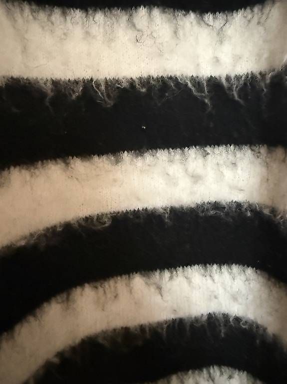 Maglioni & Felpe: Another Label Becky Knitted Pull Black White Stripe – Nuovo (secondo la descrizione) da Steffisburg venduto da Artschipa 3