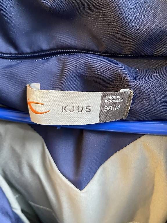Kjus Giacche: Kjus Ski Jacke Damen – Nuovo (secondo la descrizione) da Merlischachen venduto da aly_9ncj 1