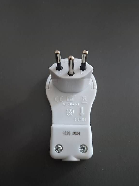 Stecker: Prise extra plate Blanche – Neu (gemäss Beschreibung) aus Versoix von Lc.1 2