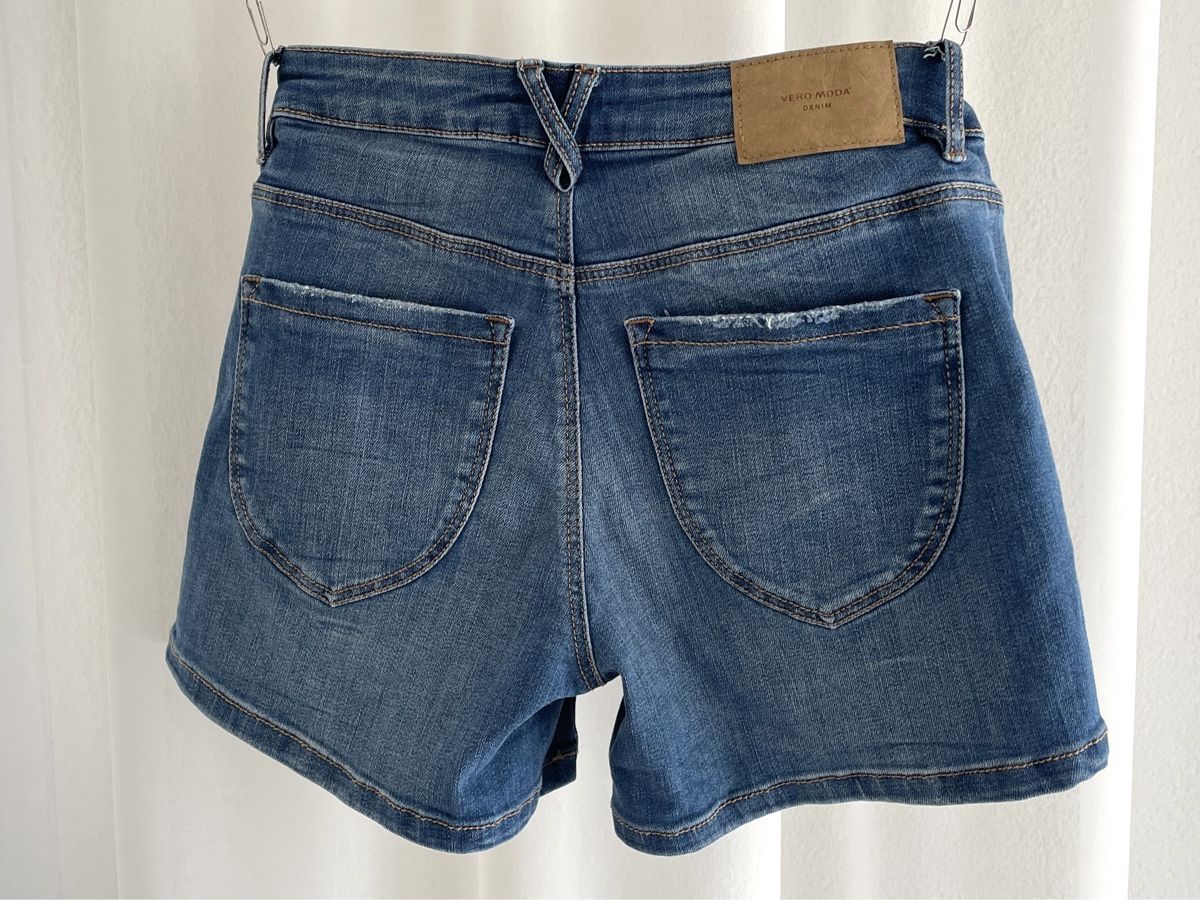 Vero Moda Jeans: VERO MODA Jeansshorts Damen Gr. S – Usato da Neftenbach venduto da litta_00 1