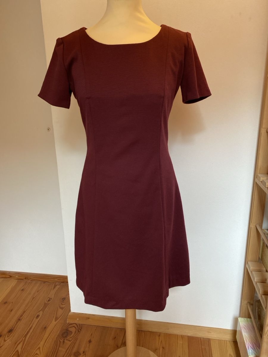 Vestiti: Kleid – Nuovo (secondo la descrizione) da Lavin venduto da lor_f9mr