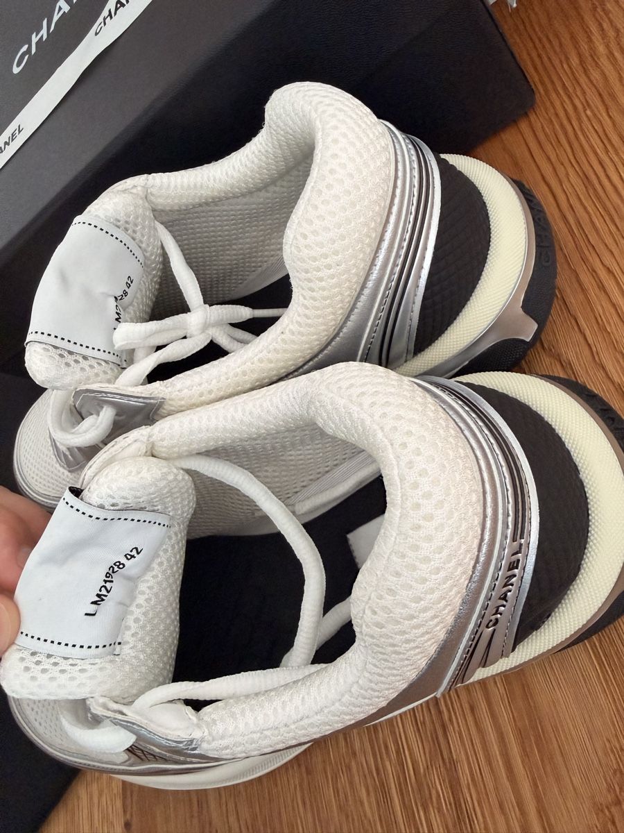 Chanel Chaussures hommes: Chanel Sneaker 42 – Neuf avec emballage d'origine à Feldbrunnen par mas_g2qr 5