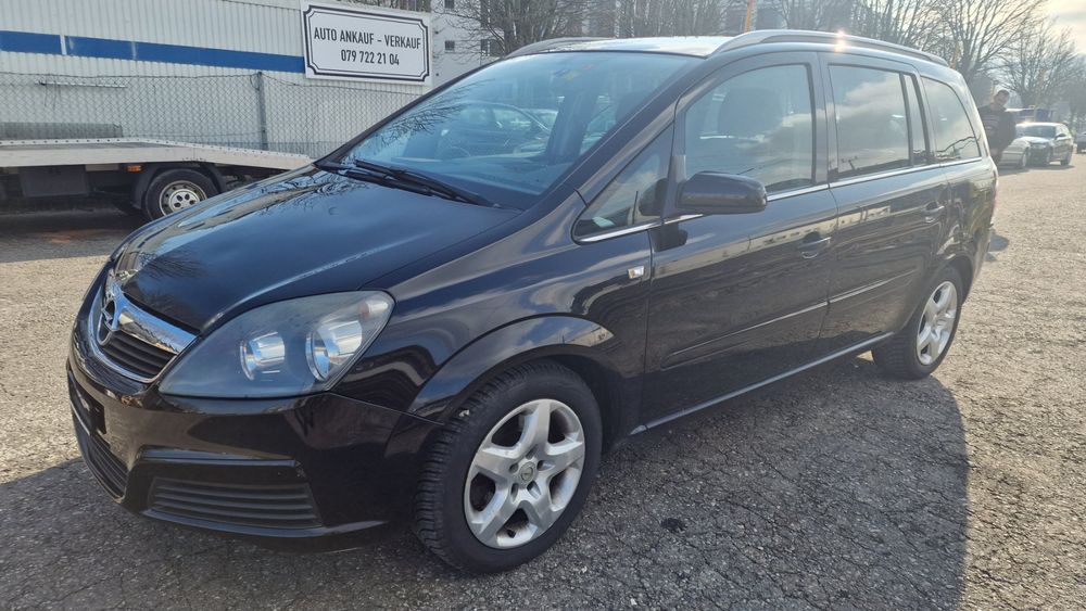 Opel Zafira 2.2