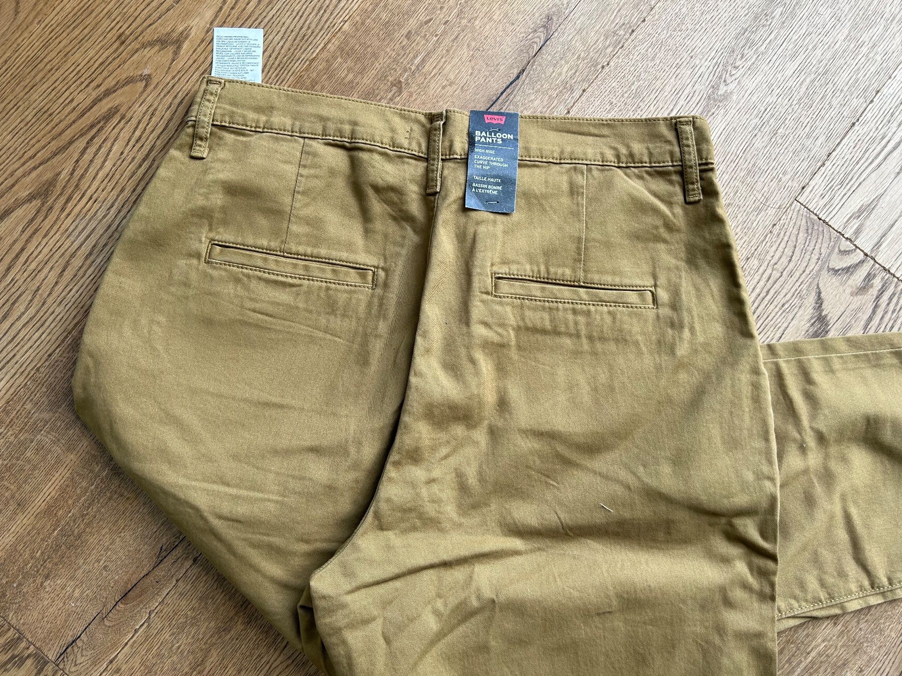 Pantaloni: Hose, Levis //NEU// 29/28 – Usato da Stettfurt venduto da outlet72 3