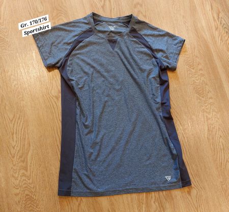  Sportshirt Gr. 170/176