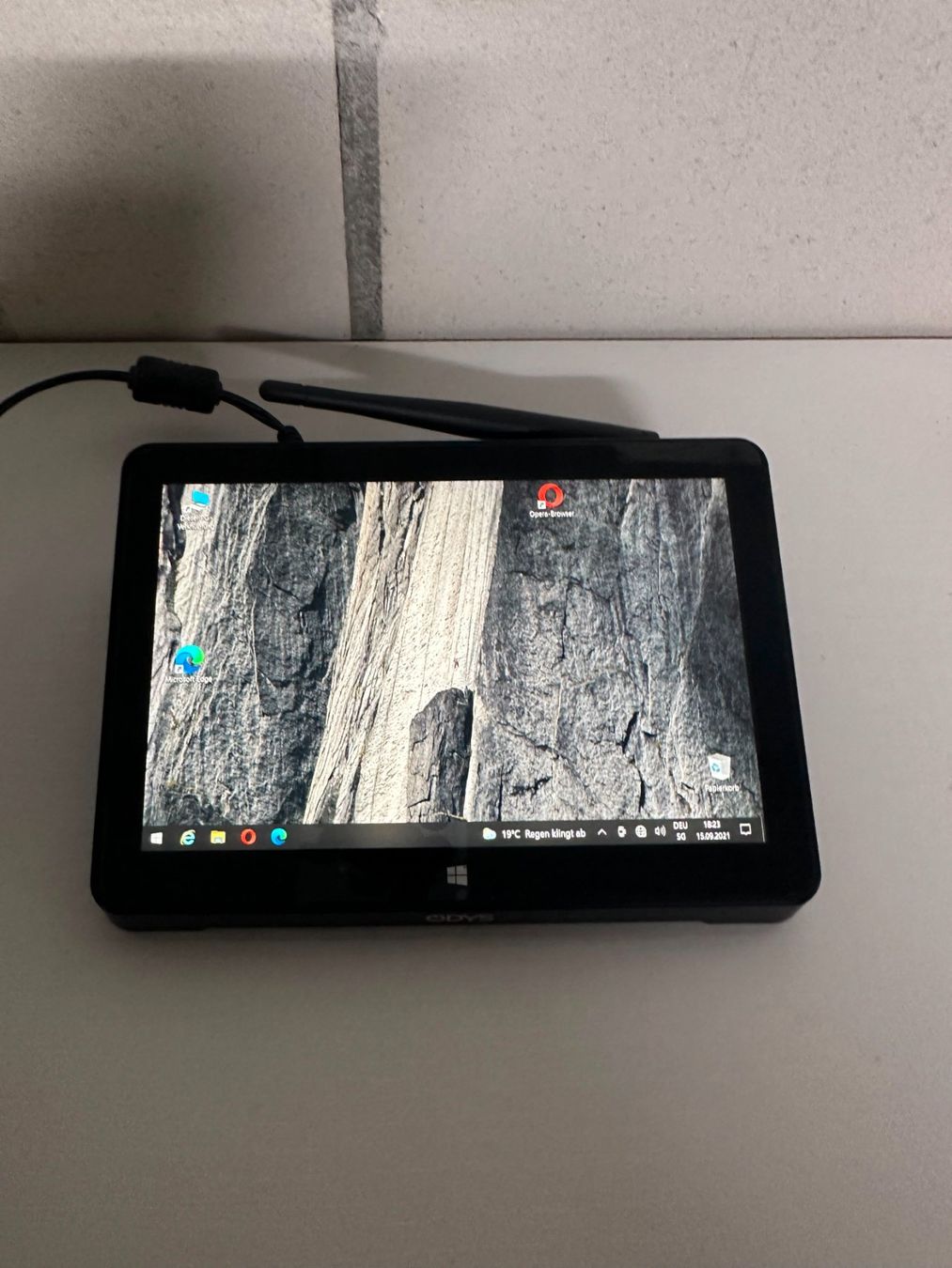 PC: ODYS Winbox 7 Mini-PC / Touch-PC mit Windows 10 – Usato da Kirchleerau venduto da KA-MA 1