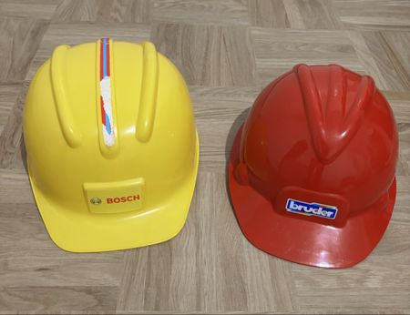 Déguisement / casques de chantier 4-6 ans