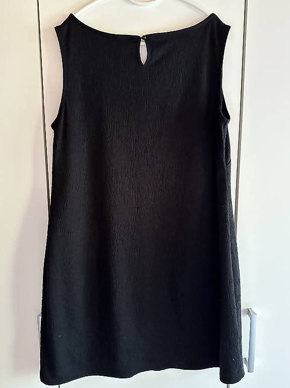 Vestiti: Kleid der Marke Guna / Grösse L – Usato da Zürich venduto da elsoca 1