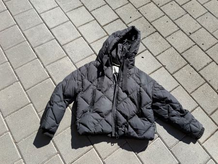 Damen Daunenjacke schwarz Grösse 36 guter Zustand Marco Polo