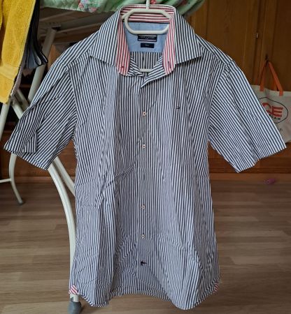 Tommy Hilfiger Hemd, gestreift, Grösse M / L, neu