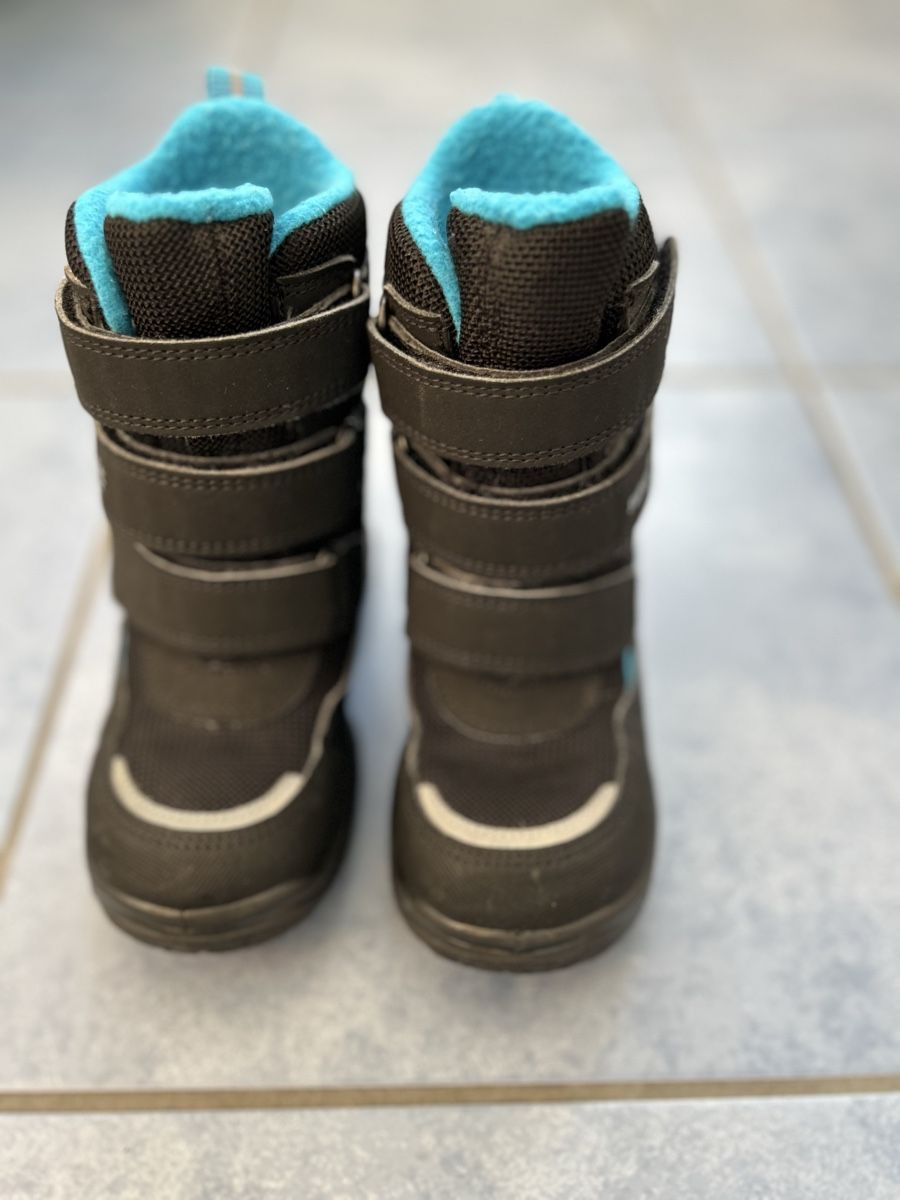 Superfit Chaussures garçon: Superfit Winterschuhe Gr. 25 – D'occasion à Wetzikon ZH par eva_5kj6 1