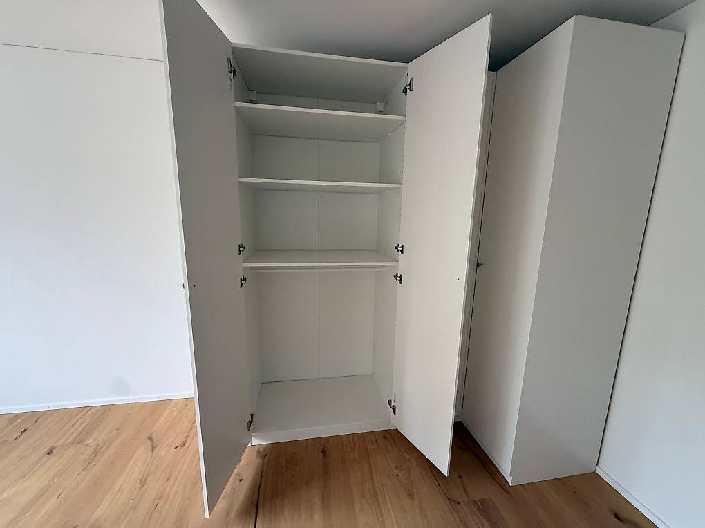 Armadi: IKEA Pax Schrank  – Nuovo e nell'imballaggio originale da Rutschwil venduto da Mojo810 1