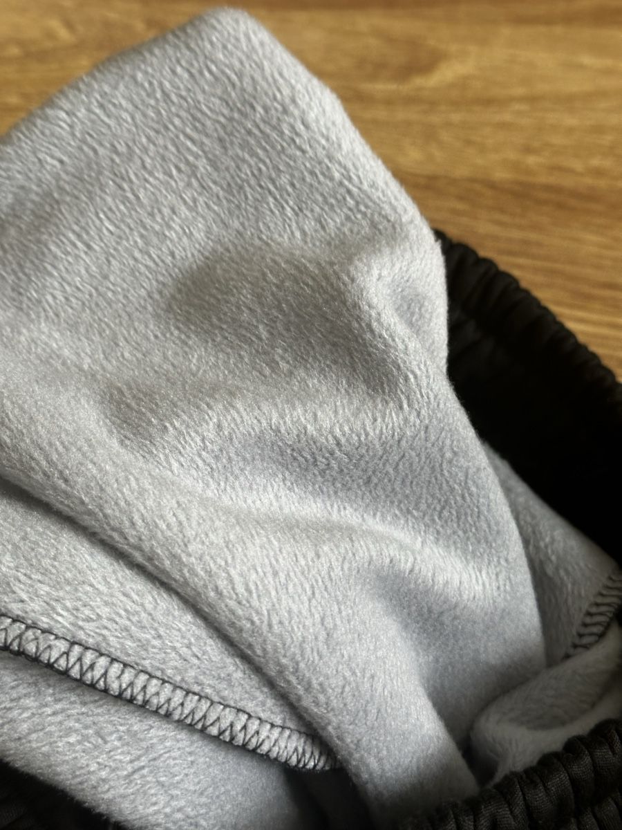 Pantaloni: Fleece Joggers -Perfect for Winter! – Usato da Zollikerberg venduto da sha_r9g6 2
