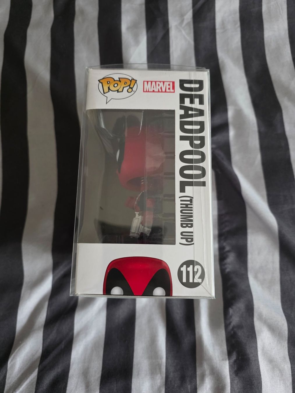 Funko Statuette: Funko Pop Deadpool thumbs up – Nuovo (secondo la descrizione) da Zürich venduto da Sams_FunkoandComics_ 3