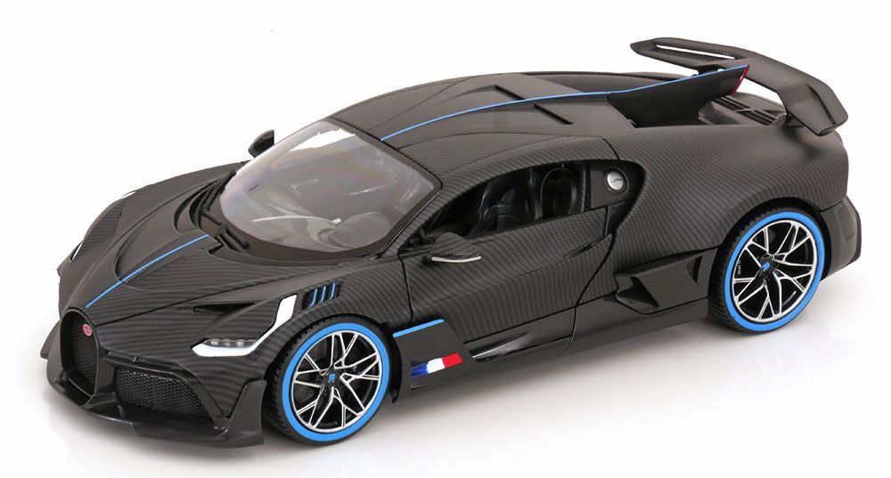 Bugatti Voitures modèles: BUGATTI DIVO CARBON EDITION 2018 1:18 BBURAGO – Neuf avec emballage d'origine à Suhr par Moebelsiralfred