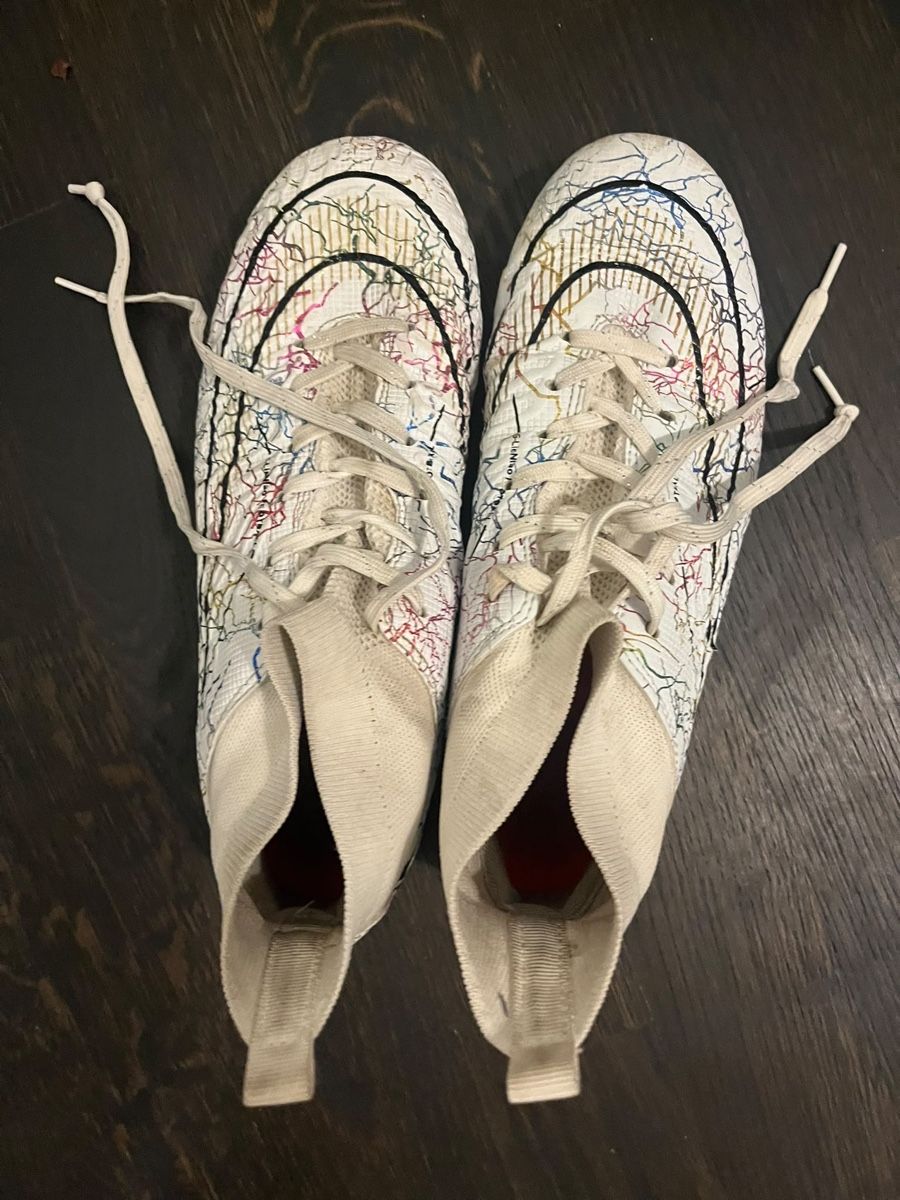 Herrenschuhe: Fussball Hallenschuhe 38 – Gebraucht aus zug von saliviolyn