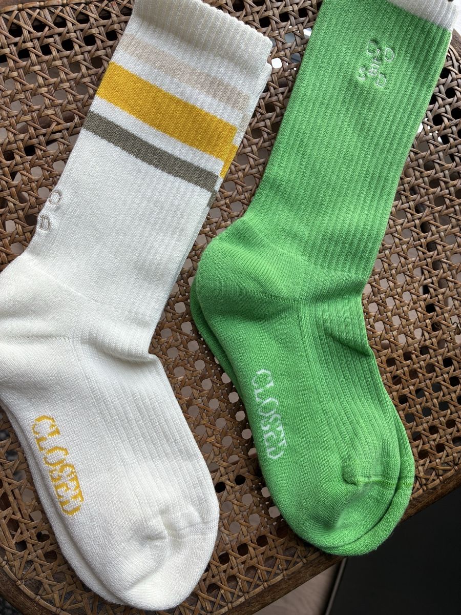 Calze: Closed! 2 neue Socken gr. 38 – Nuovo e nell'imballaggio originale da Winterthur venduto da Mitschg 1