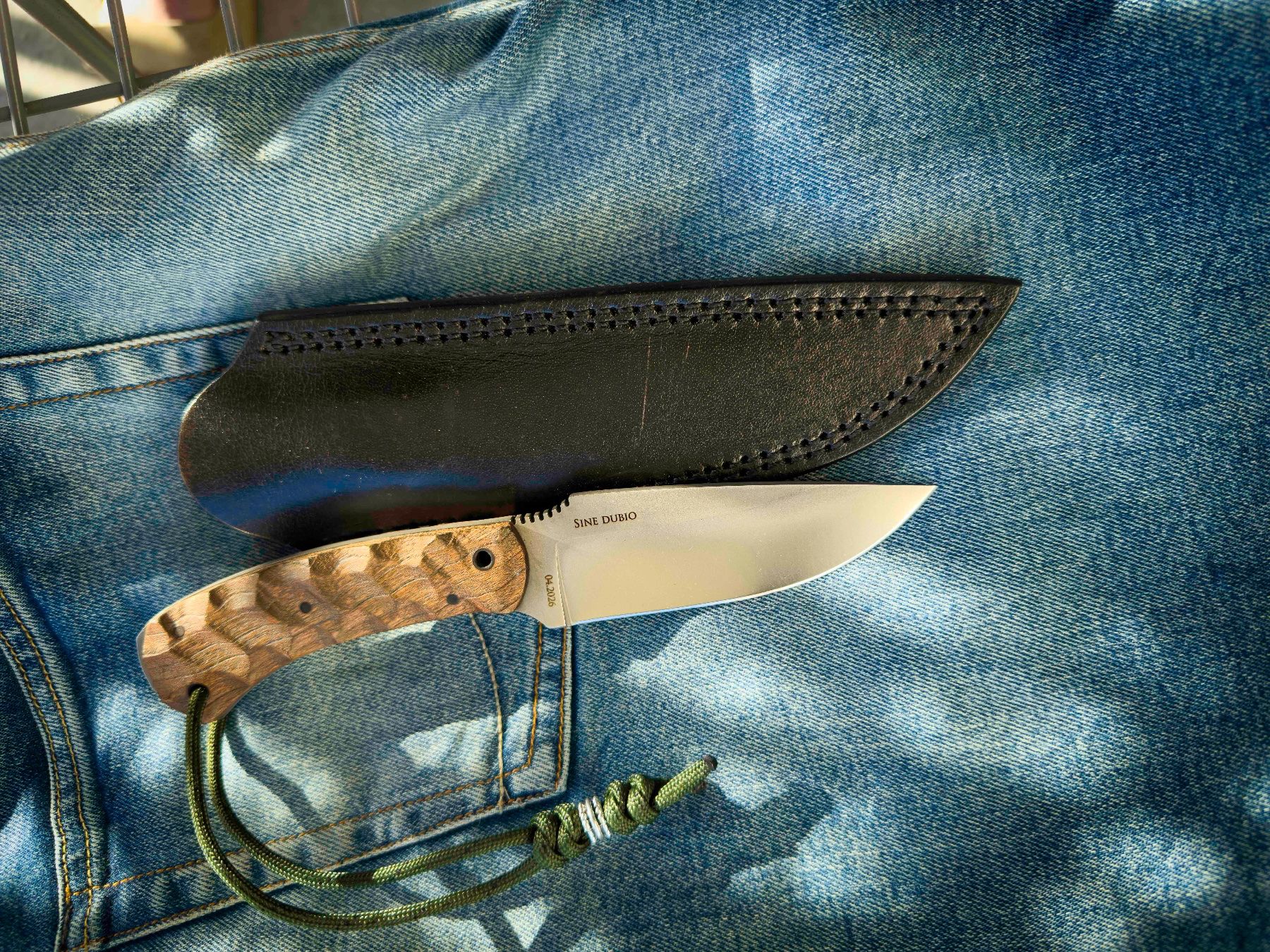 Accessori: Bushcraft Messer Unikat mit Nussbaum & Lederscheide – Nuovo (secondo la descrizione) da Reinach AG venduto da Rousseau_J 2