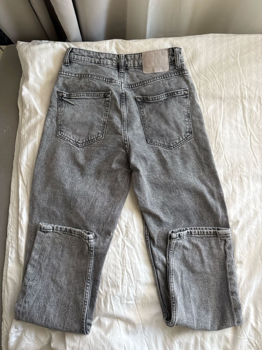 Zara Jeans: MOM Jeans Zara – Usato da Pfäffikon ZH venduto da Coffee44 2