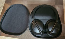 Bose Noise Cancelling Headphones 700