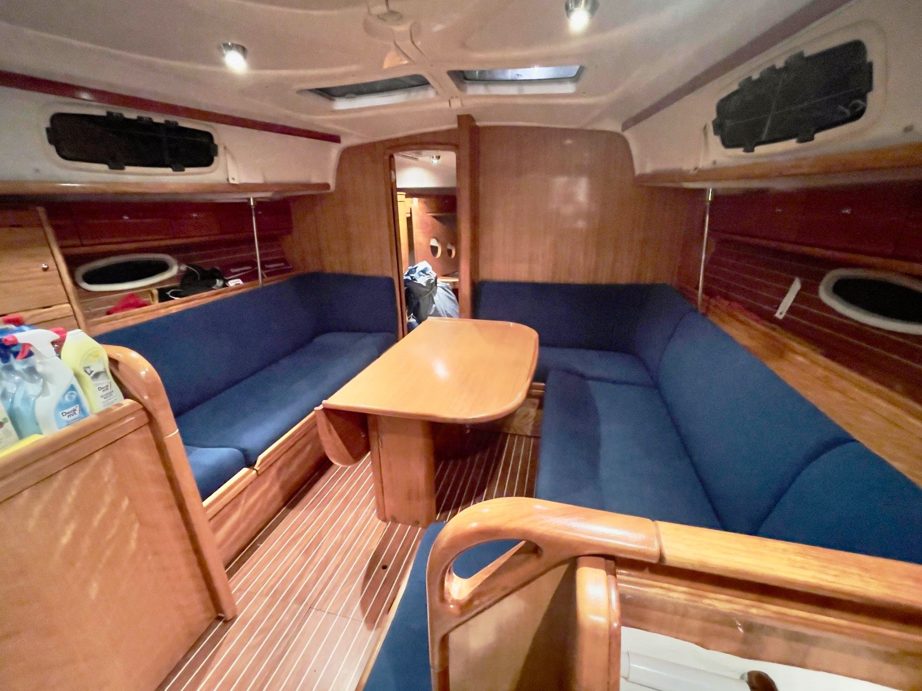 Bavaria Barche: Bavaria 37-2 Cruiser – Usato da Zürich venduto da 9040 7