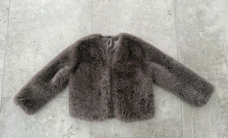 Neu! Elegante Fake Fur Jacke, Gr. 36/38