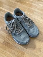 Woden Sneaker olivgrün, Gr. 36, Top Zustand