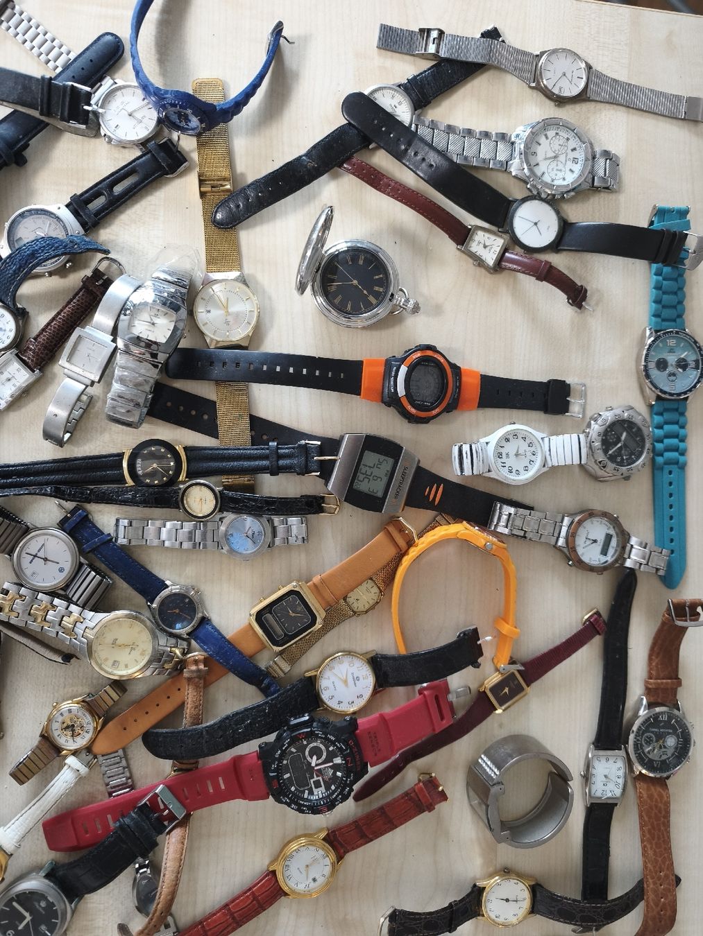 Montres: Armbanduhr lot – D'occasion à Kreuzlingen par dad_9x7b 1
