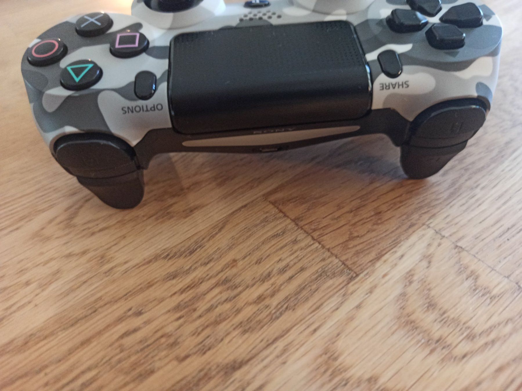 Controller: Original Controller Sony PS4 Wireless DualShock 4 CAMO – Usato da Oberweningen venduto da mar_87mx 4