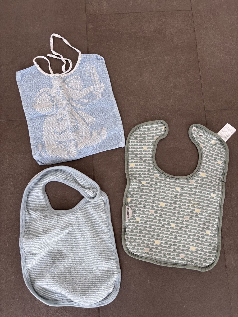 Repas pour bébés: Lätzli/Lätzchen – D'occasion à Niederdorf par KatrinT83