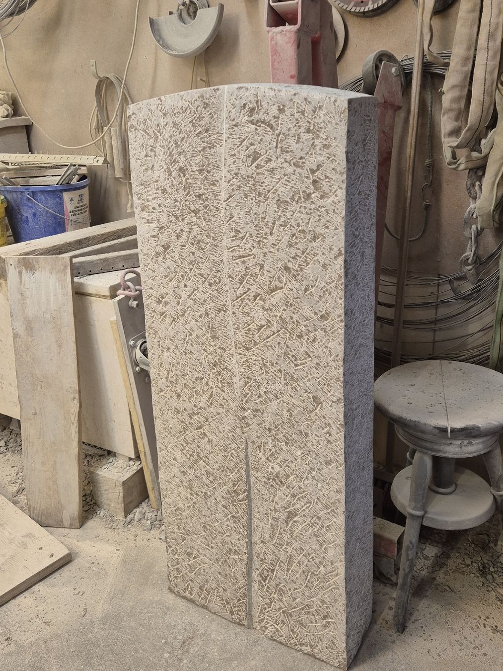 Skulpturen & Statuen: Grabmal aus Kalkstein – Neu (gemäss Beschreibung) aus Ehrendingen von Amigo5 1