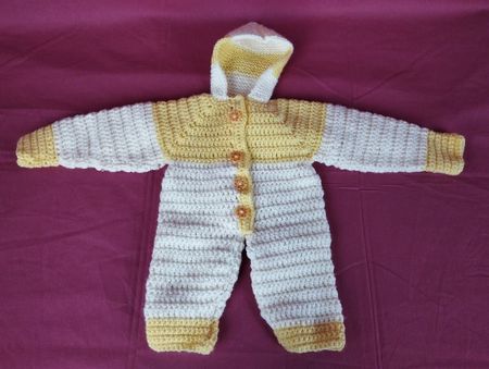 Baby-Overall mit Kapuze - VIERZACK
