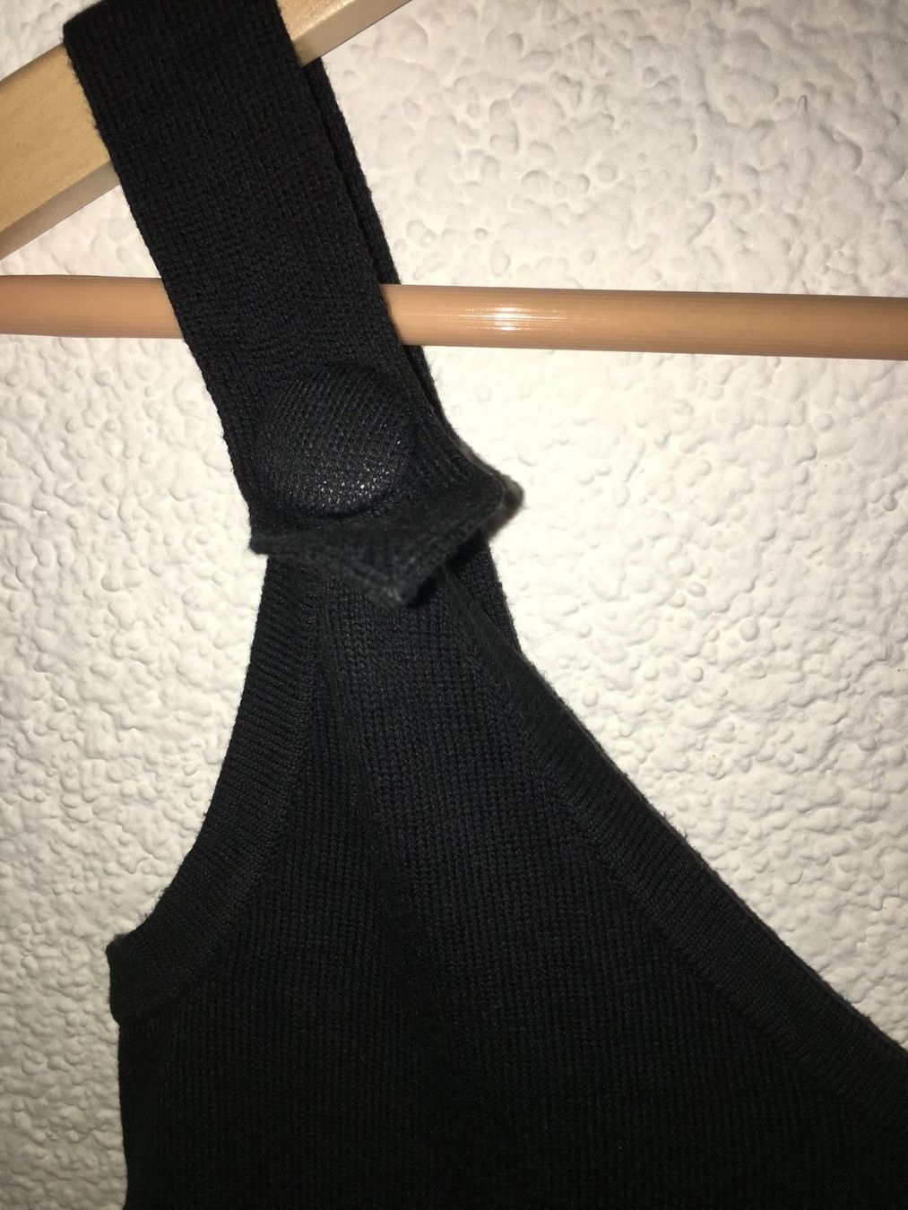 Heine Tops: APART Kurzpulli, Top, schwarz, Gr.36 – D'occasion à Arni AG par Mimo007 1