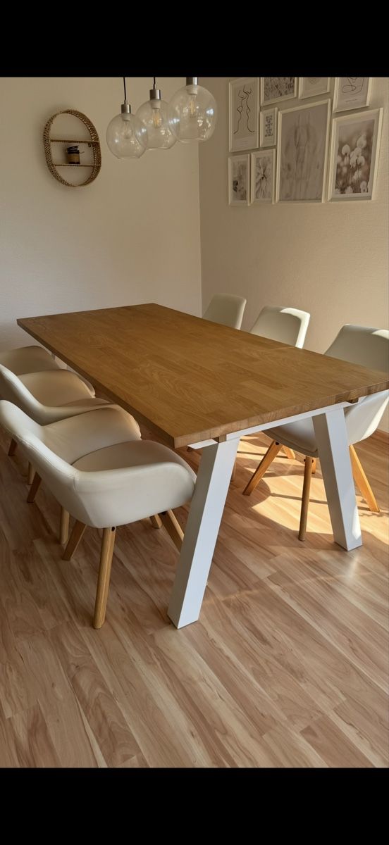 Tische: Massiver Holztisch – Gebraucht aus Ennetbaden von viv_7yc6 1