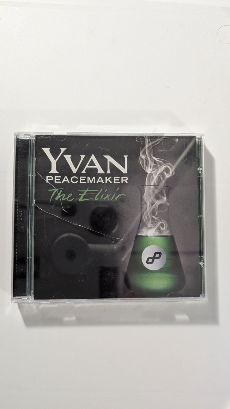 CDs: Yvan Peacemaker - The Elixier (defekte Hülle) – Gebraucht aus Baar von Arthur_Fooksayk