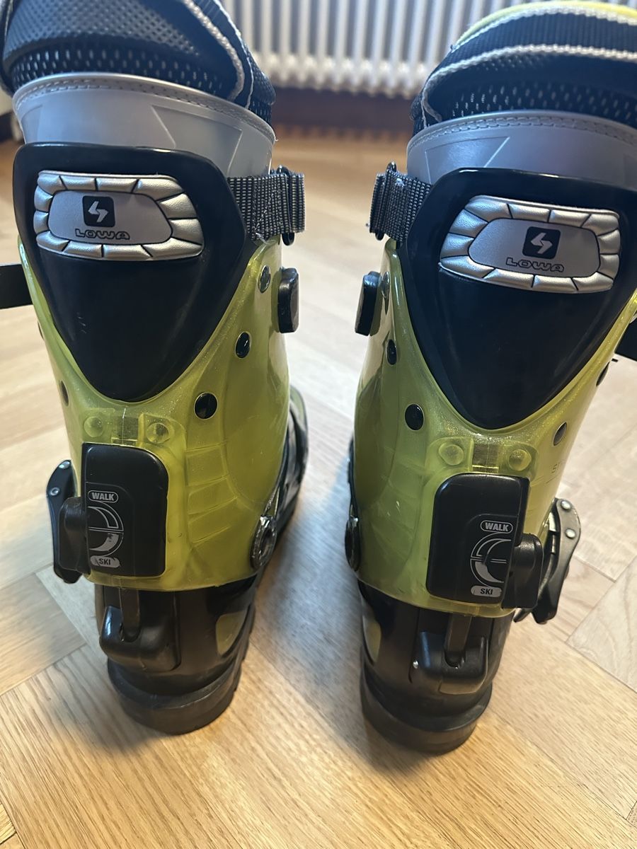 Lowa Scarpe da donna: Skischuhe LOWA – Usato da Lenzburg venduto da PriskaLui 1