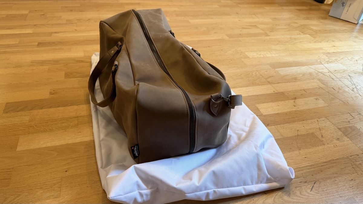 Porsche Taschen: Limited Edition Porsche Reisetasche – Neu und originalverpackt aus Allenwinden von aar_jbb6 1