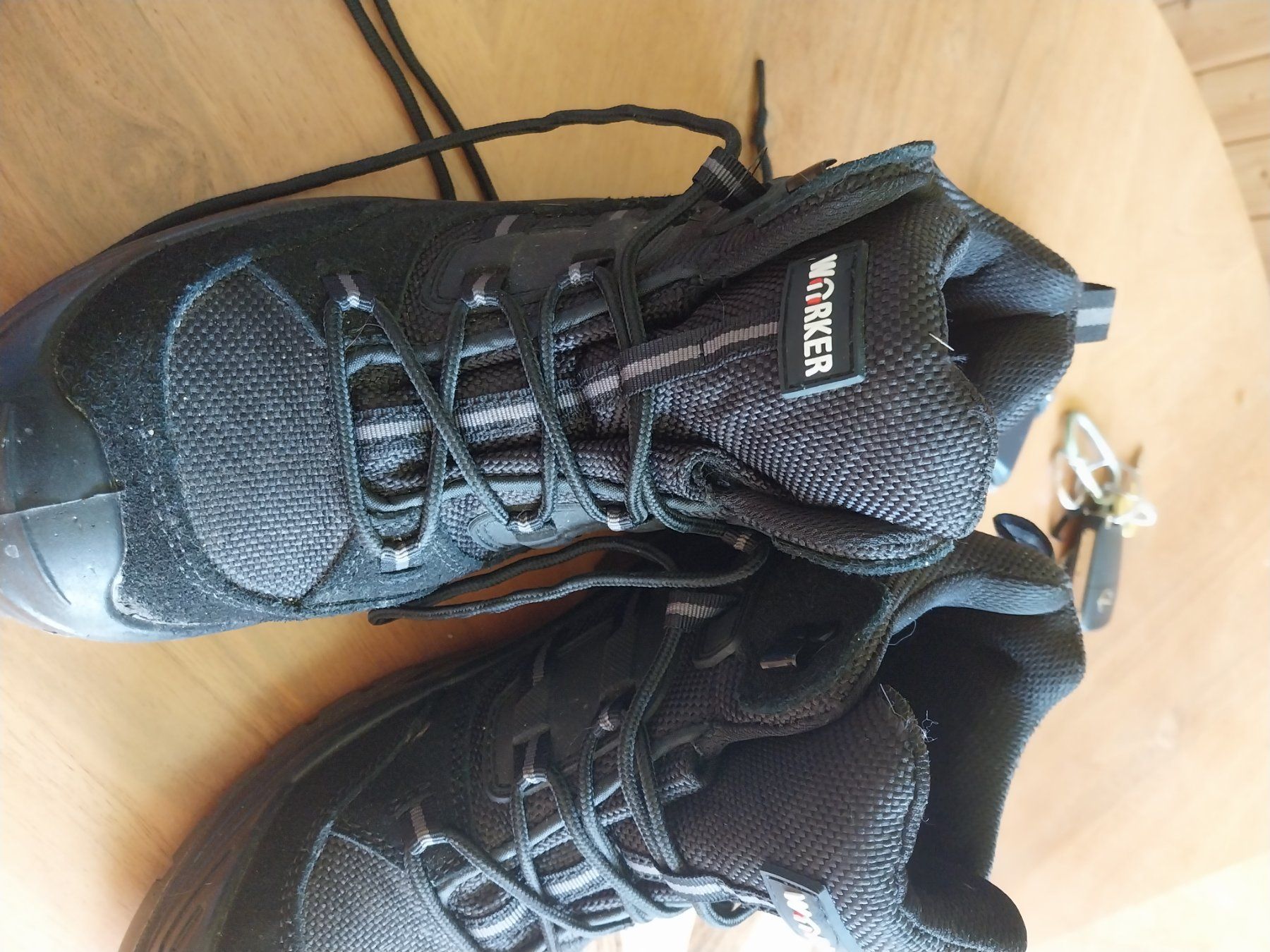 Damenschuhe: Damen Winterschuhe/ Arbeitsschuhe – Gebraucht aus Wil SG von neg_g2vg
