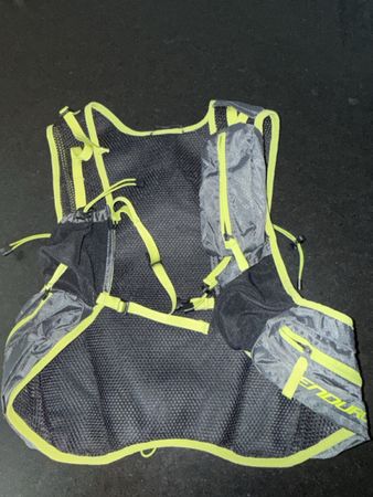 Laufweste Enduro 12 grau neongelb ab1fr