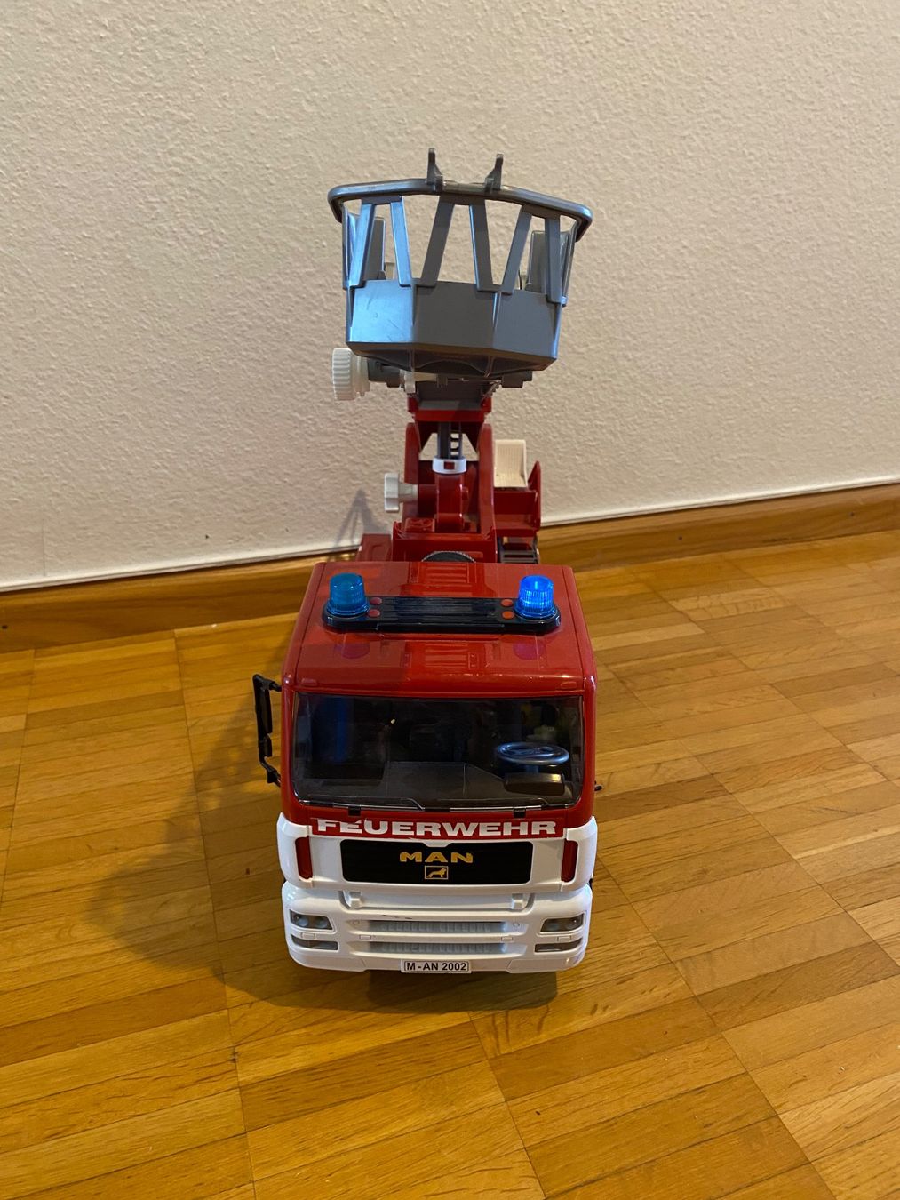 Jouets: Camion pompier enfants – D'occasion à Basel par OK2010 2